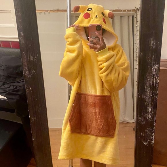 Oversized Extra Soft Pikachu Pokemon Hoodie - Picture 1 of 4